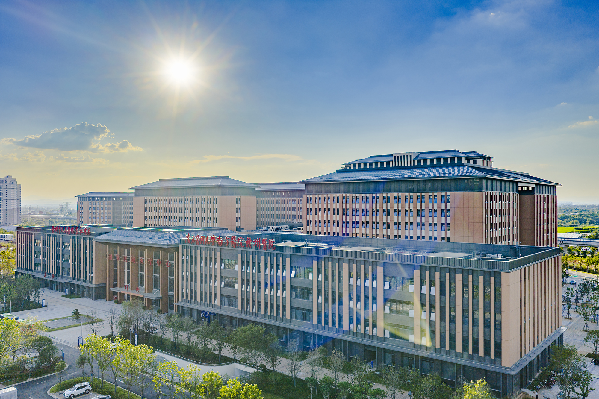 南方醫(yī)科大學南方醫(yī)院贛州醫(yī)院 (2).jpg